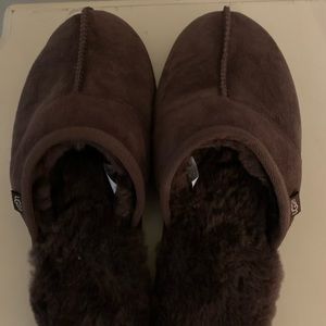 Authentic Australia Uggs Mens/Unisex Slippers